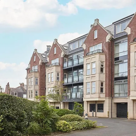 Host & - Turnstones Whitby